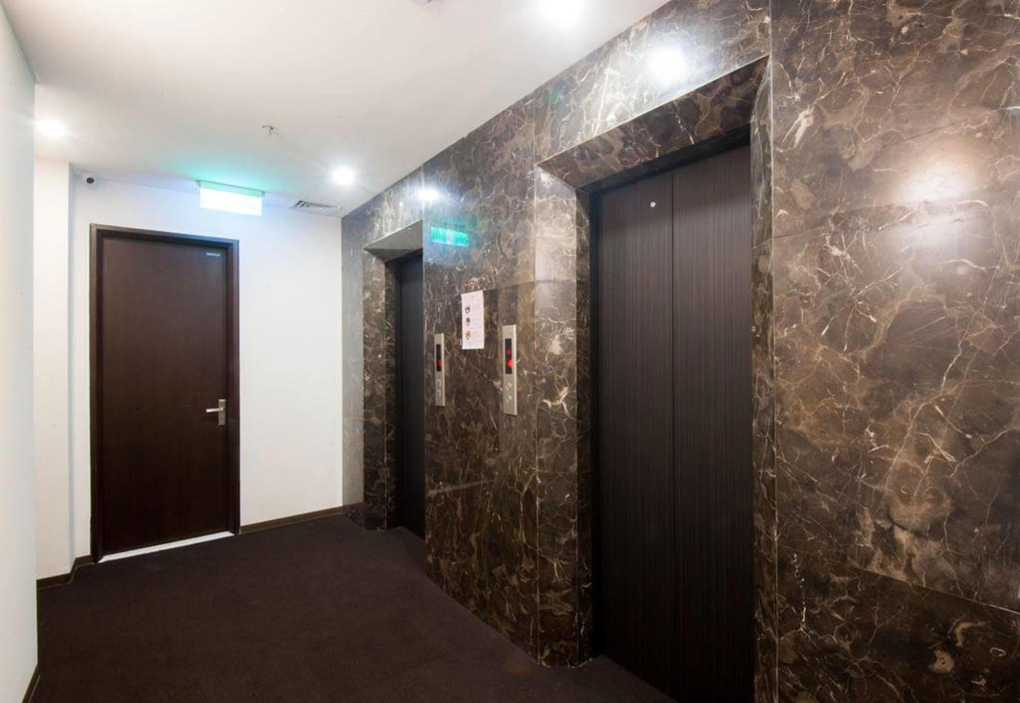 Sakura Hotel Hanoi Zewnętrze zdjęcie