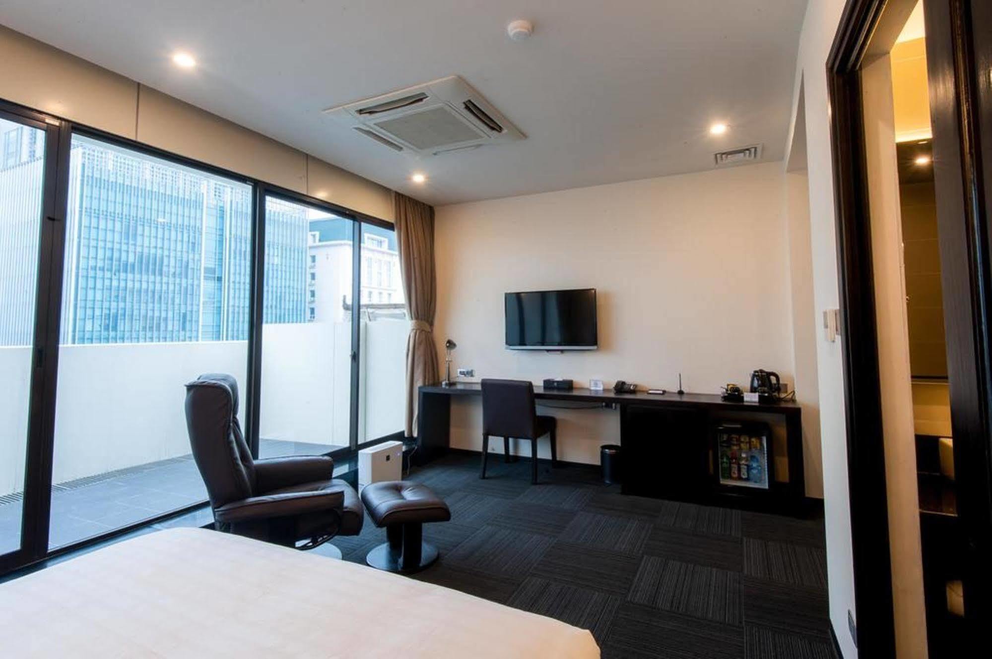 Sakura Hotel Hanoi Zewnętrze zdjęcie
